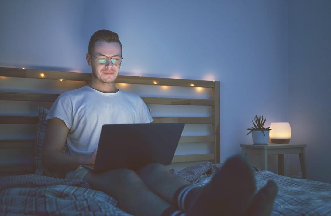 Professional learning environment showcasing content optimization techniques